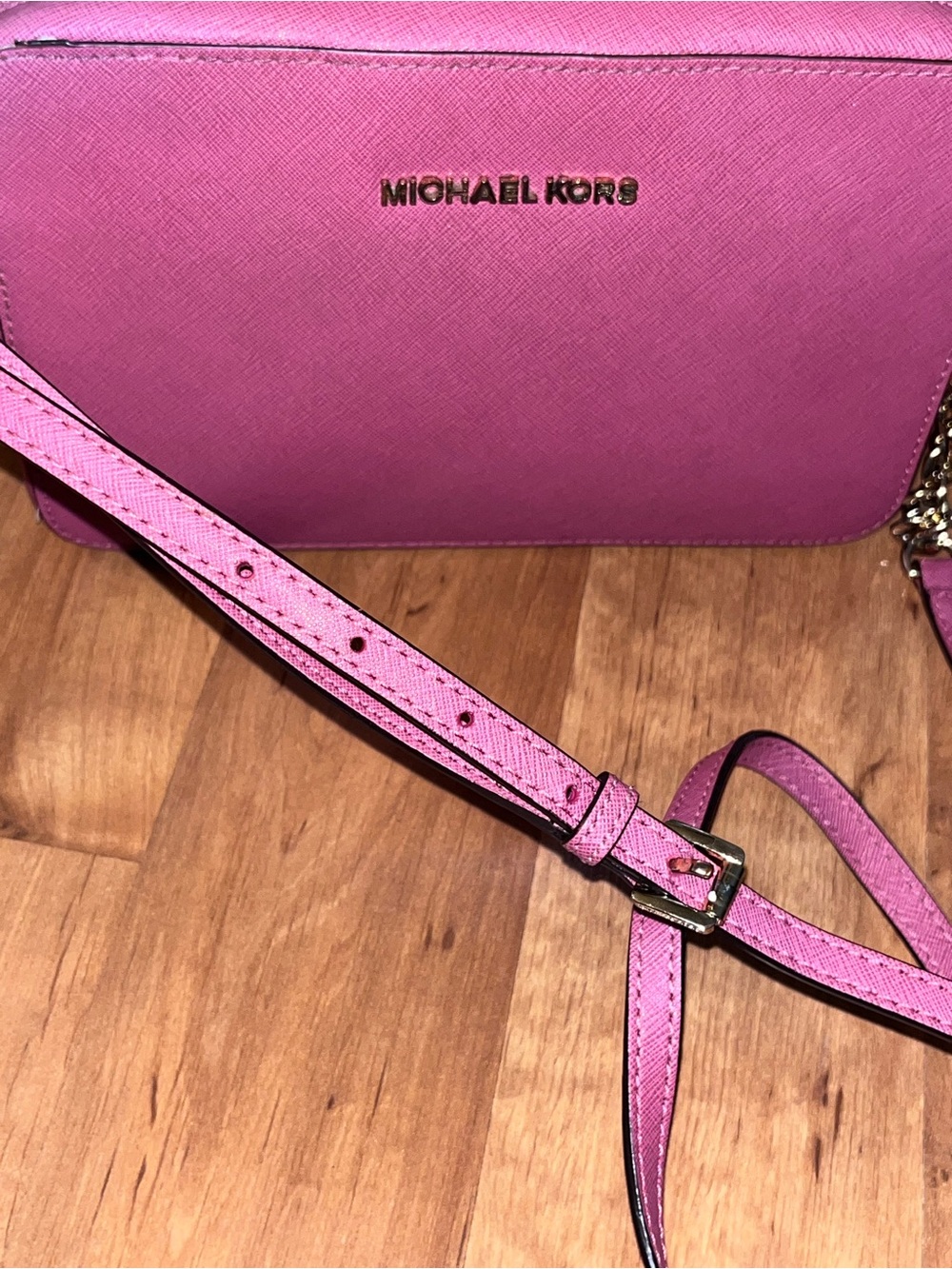 Michael Kors Pink Saffiano Leather Crossbody with Matching Wristlet - Picture 10 of 16